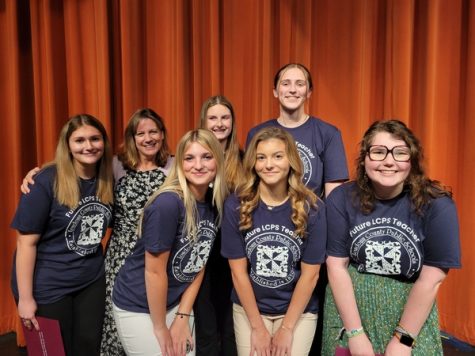 Teacher cadets at the future educators ceremony. From left to right: Caterina Roane (12), Mrs. Cooper, Ella Huck (12), Sydney Chapman (12), Melaina Carl (12), Sarah Bishop (12) and Annabelle Melus (12). 